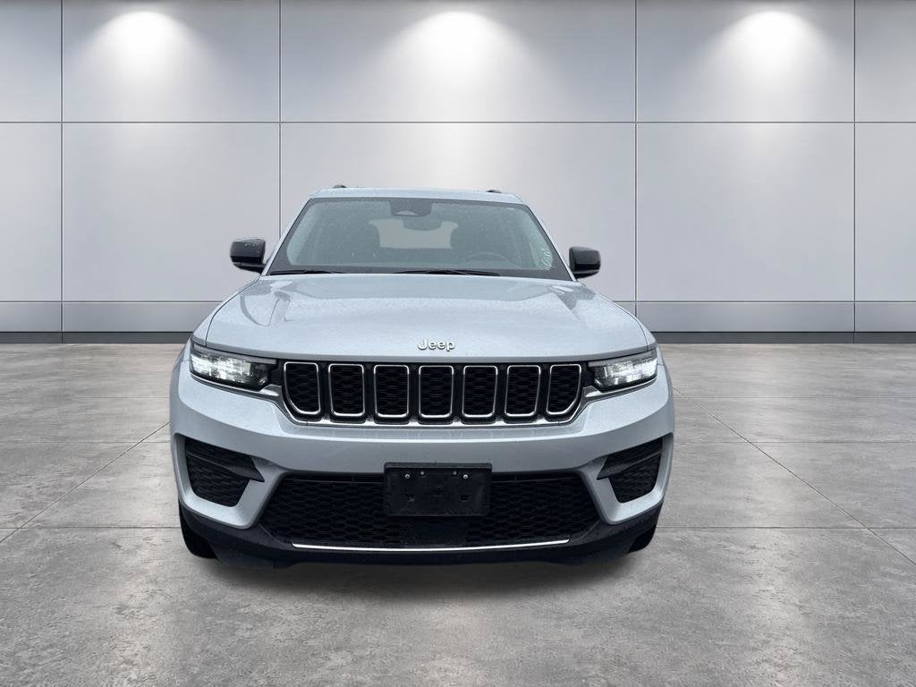 2023 Jeep Grand Cherokee Laredo 4x4