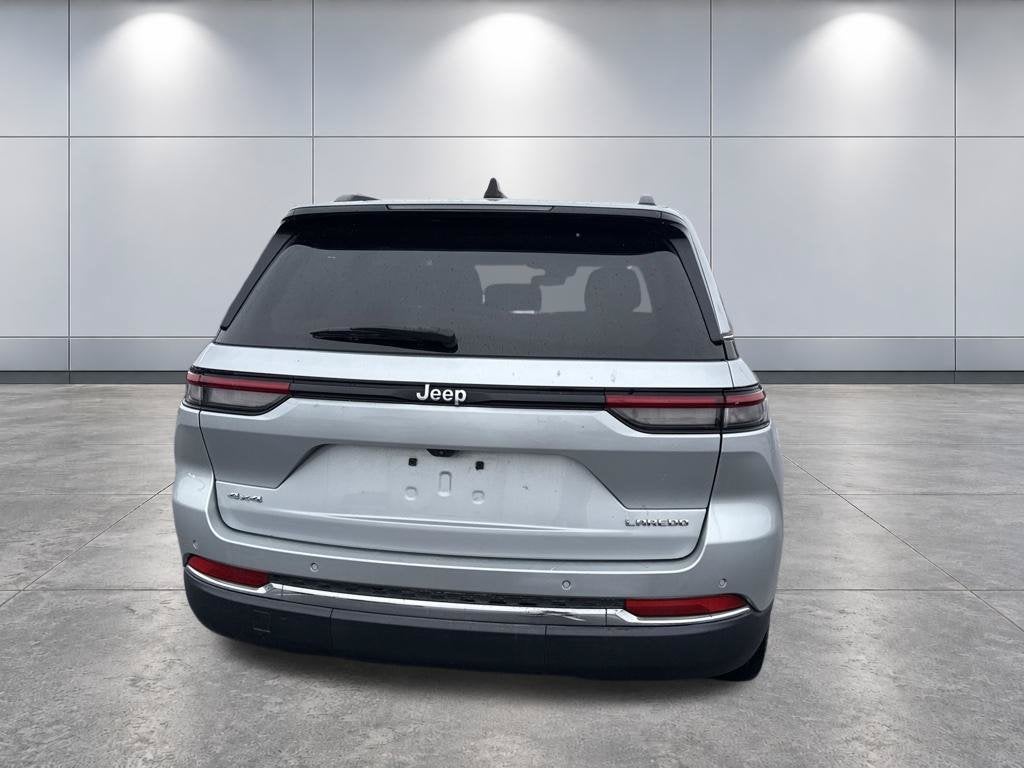 2023 Jeep Grand Cherokee Laredo 4x4