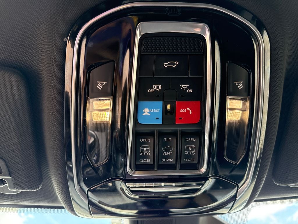 2023 Jeep Grand Cherokee L Overland 4x4
