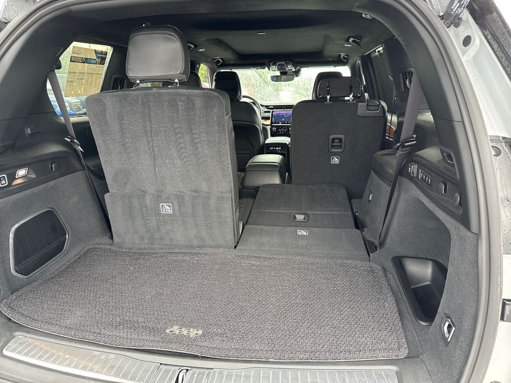 2025 Jeep Grand Cherokee L Summit Reserve 4x4