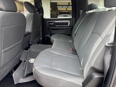 2024 RAM 1500 Classic Warlock Crew Cab 4x4 5'7' Box