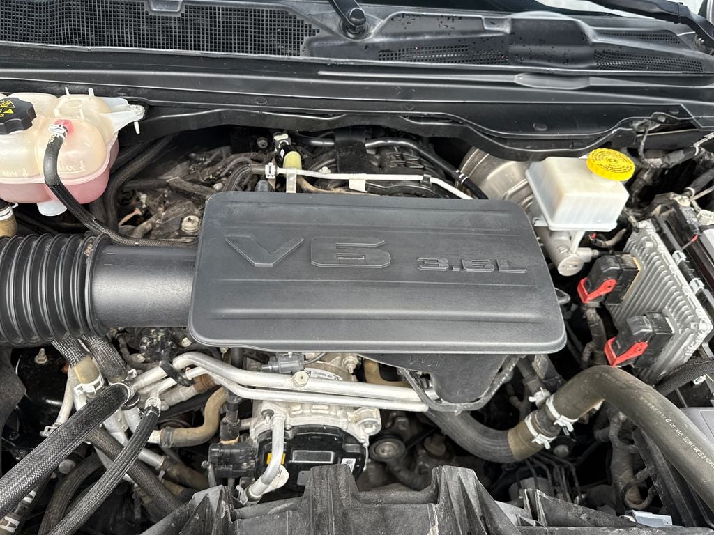 2024 RAM 1500 Tradesman Crew Cab 4x4 5'7' Box