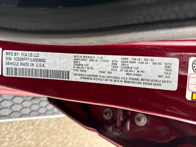 2020 RAM 1500 Big Horn Crew Cab 4x4 5'7' Box