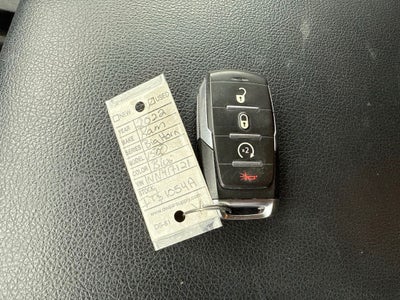 2022 RAM 1500 Big Horn Crew Cab 4x4 5'7' Box