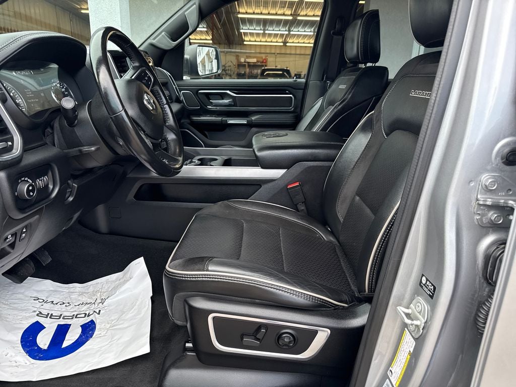 2021 RAM 1500 Laramie Crew Cab 4x4 5'7' Box