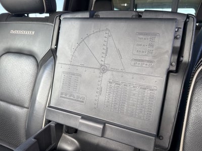 2020 RAM 1500 Laramie Crew Cab 4x4 5'7' Box