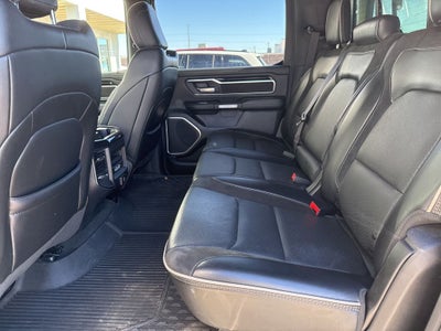 2020 RAM 1500 Laramie Crew Cab 4x4 5'7' Box