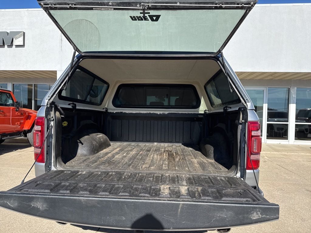2020 RAM 1500 Laramie Crew Cab 4x4 5'7' Box