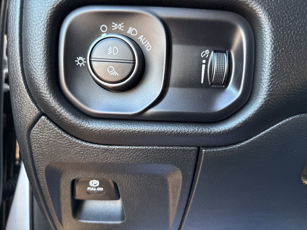 2024 RAM 1500 Rebel Crew Cab 4x4 5'7' Box