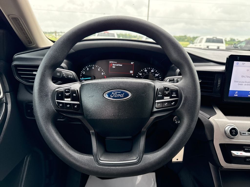 2023 Ford Explorer Base