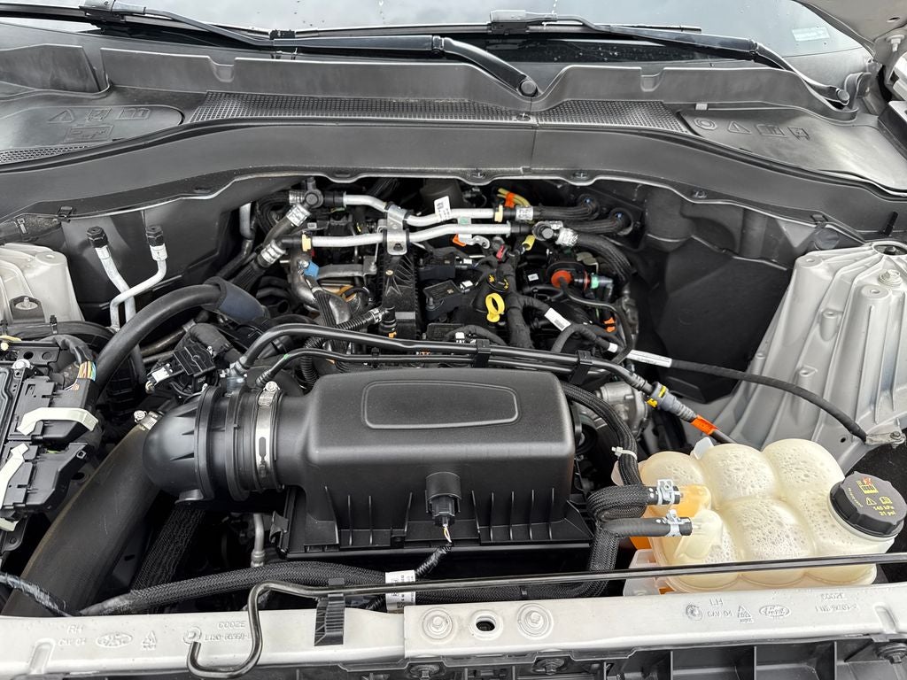 2023 Ford Explorer Base