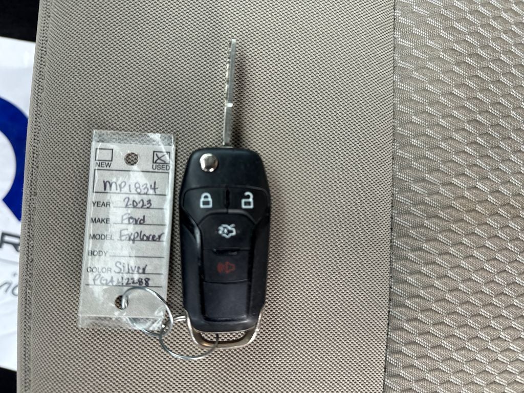 2023 Ford Explorer Base