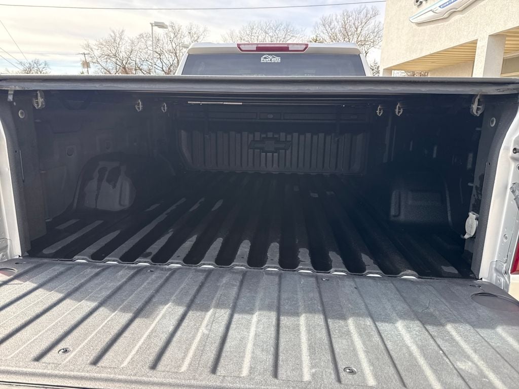 2022 Chevrolet Silverado 1500 LTD 4WD Double Cab Standard Bed Custom