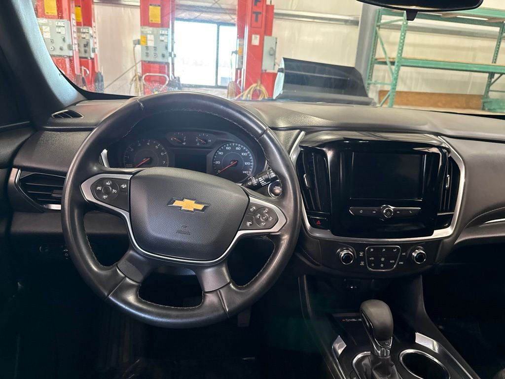 2023 Chevrolet Traverse FWD LT Cloth