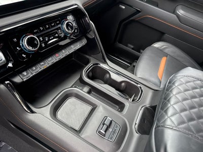 2025 GMC Sierra 2500HD 4WD Crew Cab Standard Bed AT4