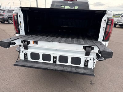 2025 GMC Sierra 2500HD 4WD Crew Cab Standard Bed AT4