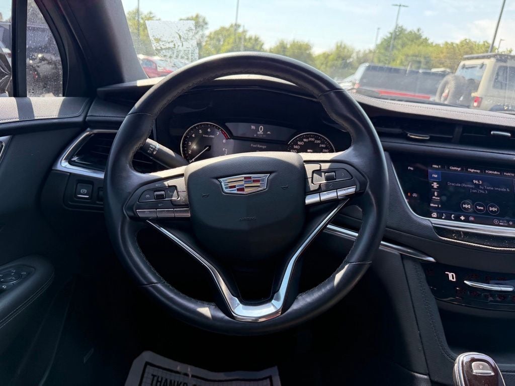 2023 Cadillac XT6 Luxury
