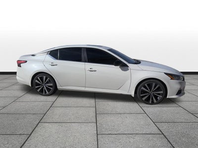 2021 Nissan Altima 2.0 SR