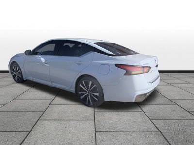 2021 Nissan Altima 2.0 SR