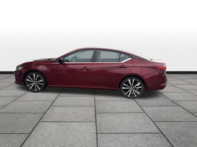 2021 Nissan Altima SR FWD
