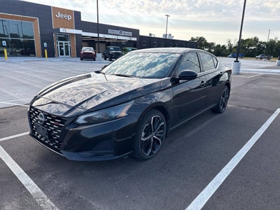 2023 Nissan Altima SR Intelligent AWD
