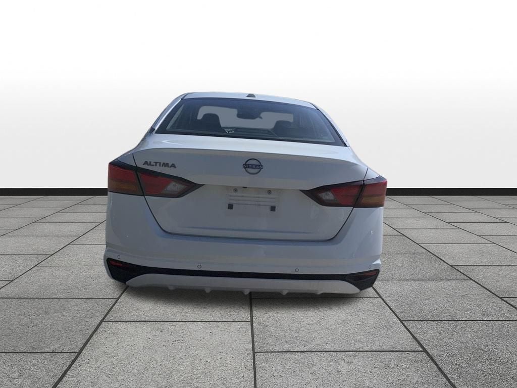 2025 Nissan Altima SV FWD