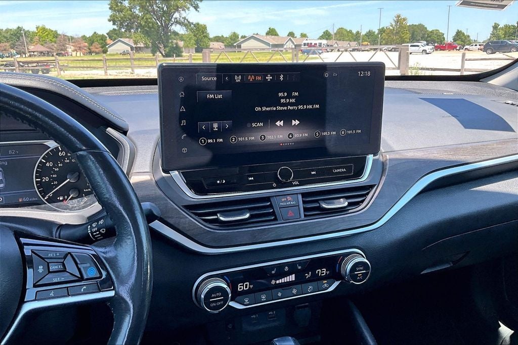 2023 Nissan Altima SL FWD
