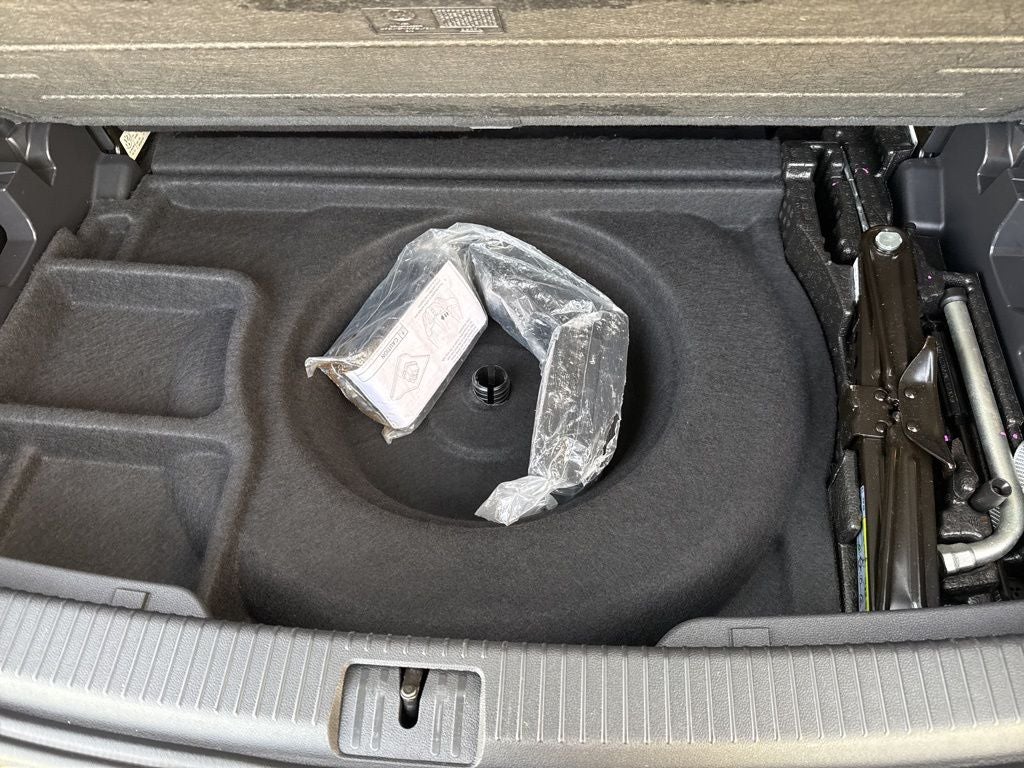 2023 Volkswagen Atlas 2.0T SE