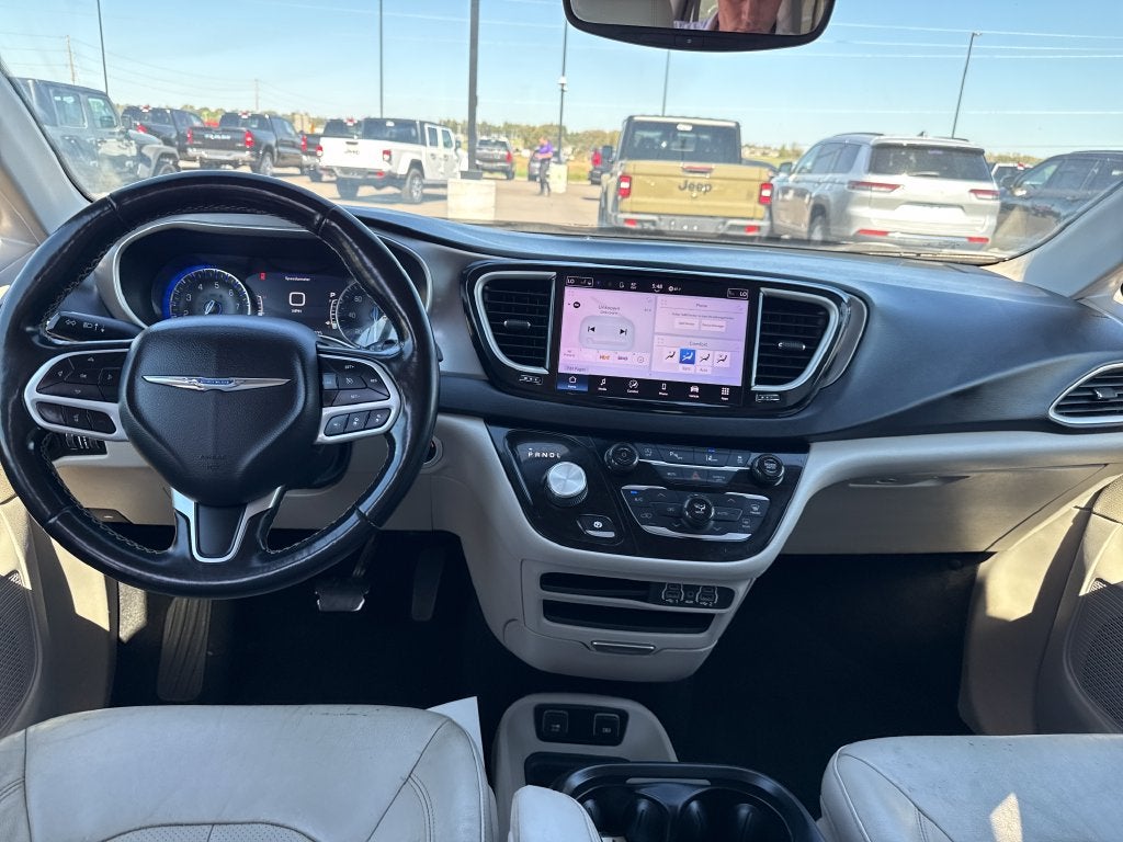 2021 Chrysler Pacifica Touring L