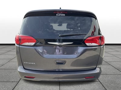 2023 Chrysler Voyager LX