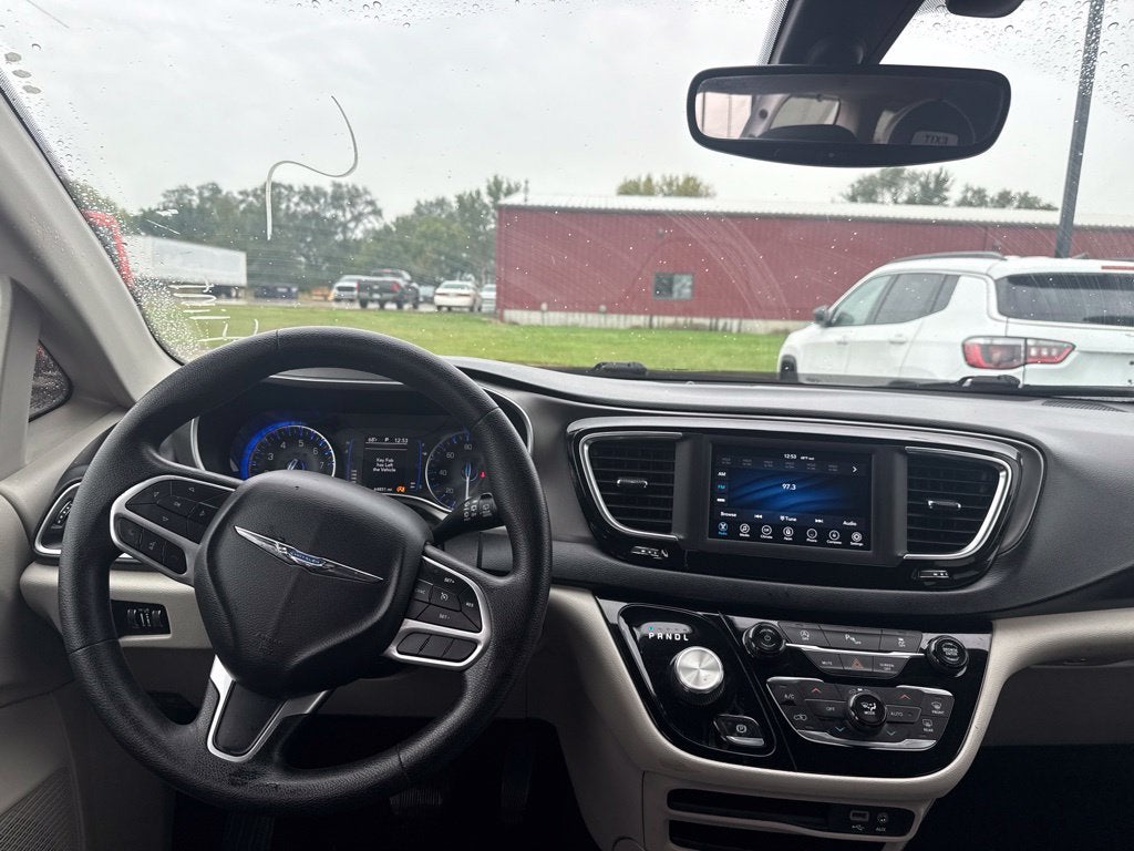 2020 Chrysler Pacifica Touring