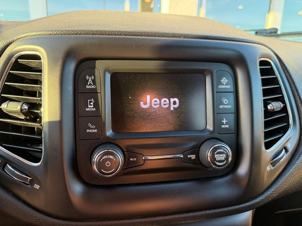2018 Jeep Compass Latitude FWD