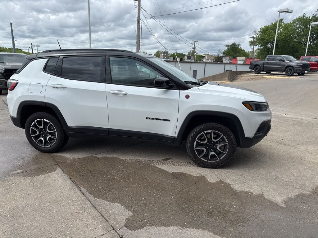 2025 Jeep Compass Trailhawk 4x4