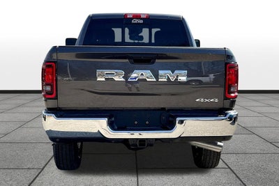 2025 RAM 2500 Tradesman Crew Cab 4x4 6'4' Box