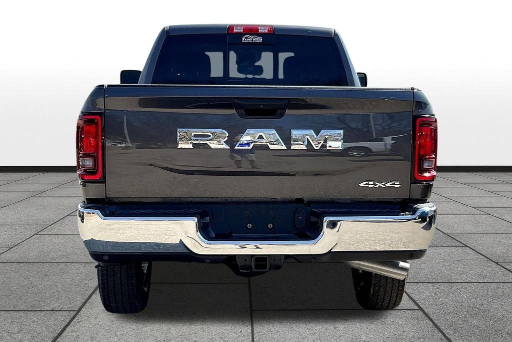 2025 RAM 2500 Tradesman Crew Cab 4x4 6'4' Box