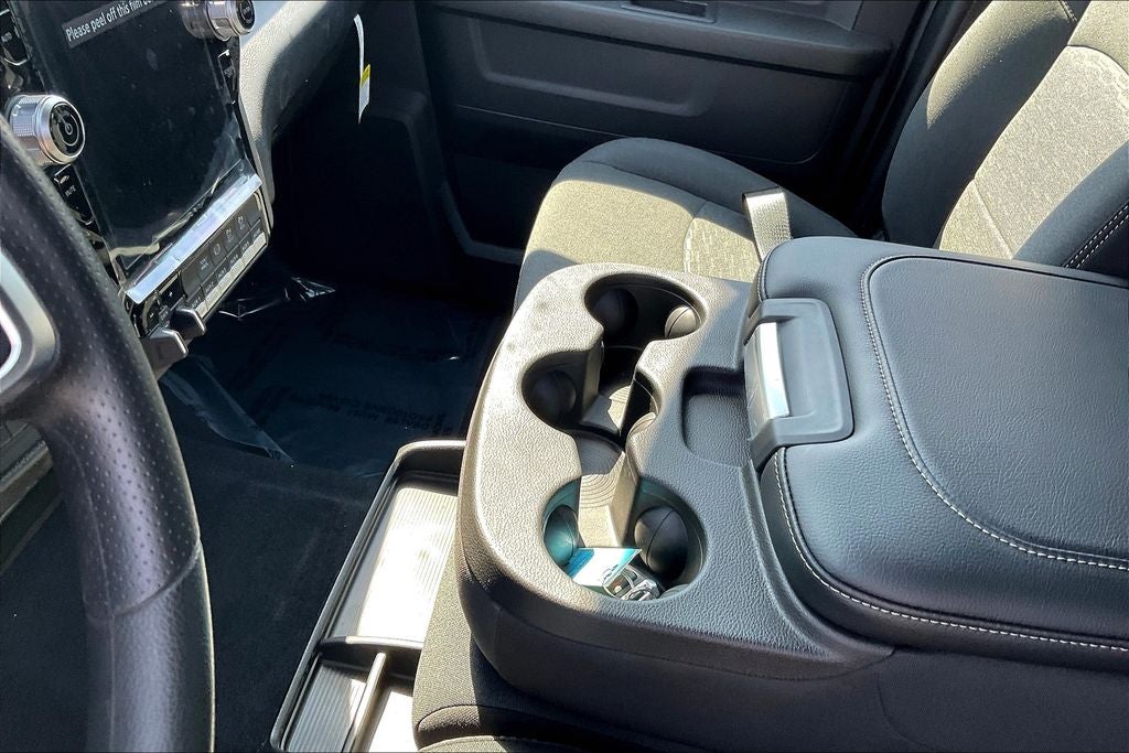 2025 RAM 2500 Tradesman Crew Cab 4x4 6'4' Box