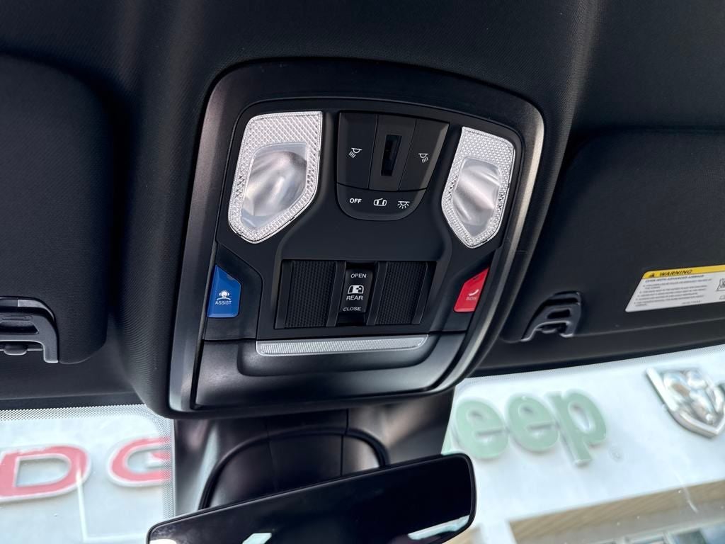 2025 RAM 2500 Big Horn Crew Cab 4x4 6'4' Box