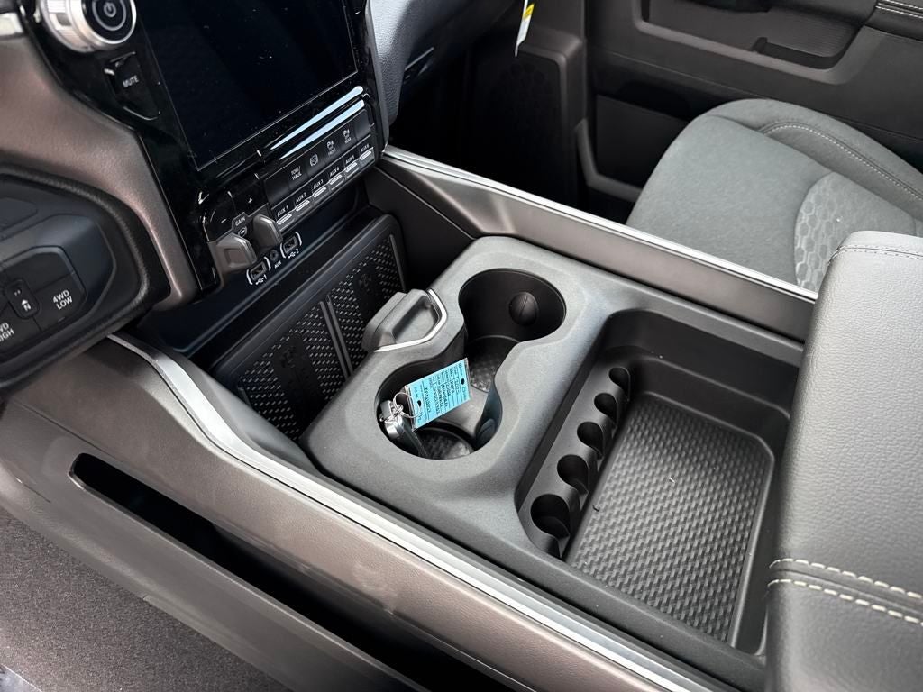 2025 RAM 2500 Big Horn Crew Cab 4x4 6'4' Box