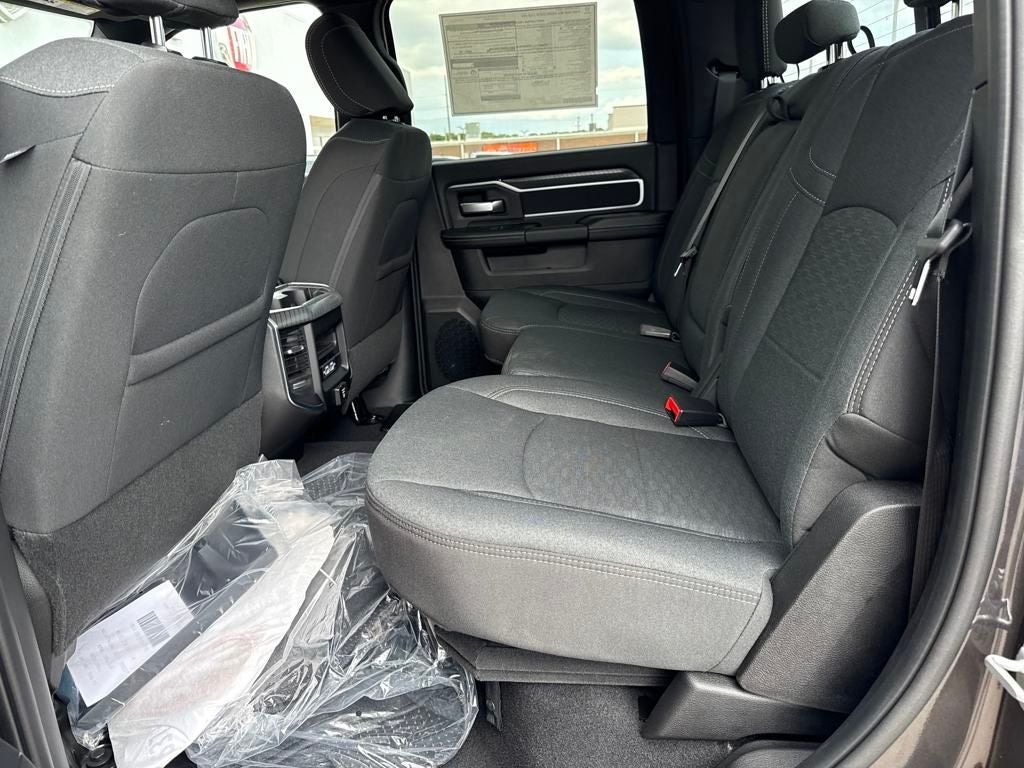 2025 RAM 2500 Big Horn Crew Cab 4x4 6'4' Box