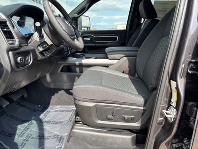 2025 RAM 2500 Big Horn Crew Cab 4x4 6'4' Box