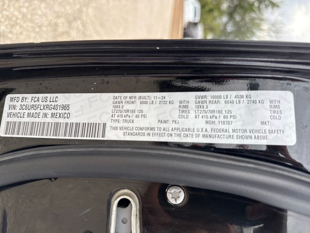 2024 RAM 2500 Laramie Crew Cab 4x4 6'4' Box