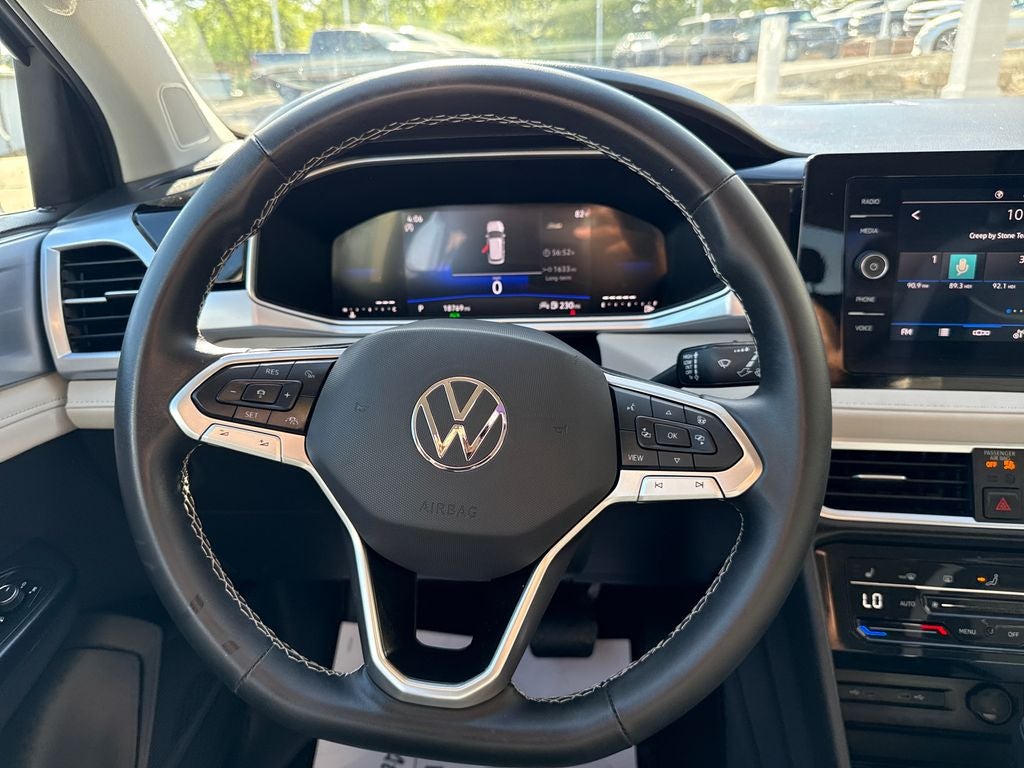 2025 Volkswagen Taos 1.5T SE