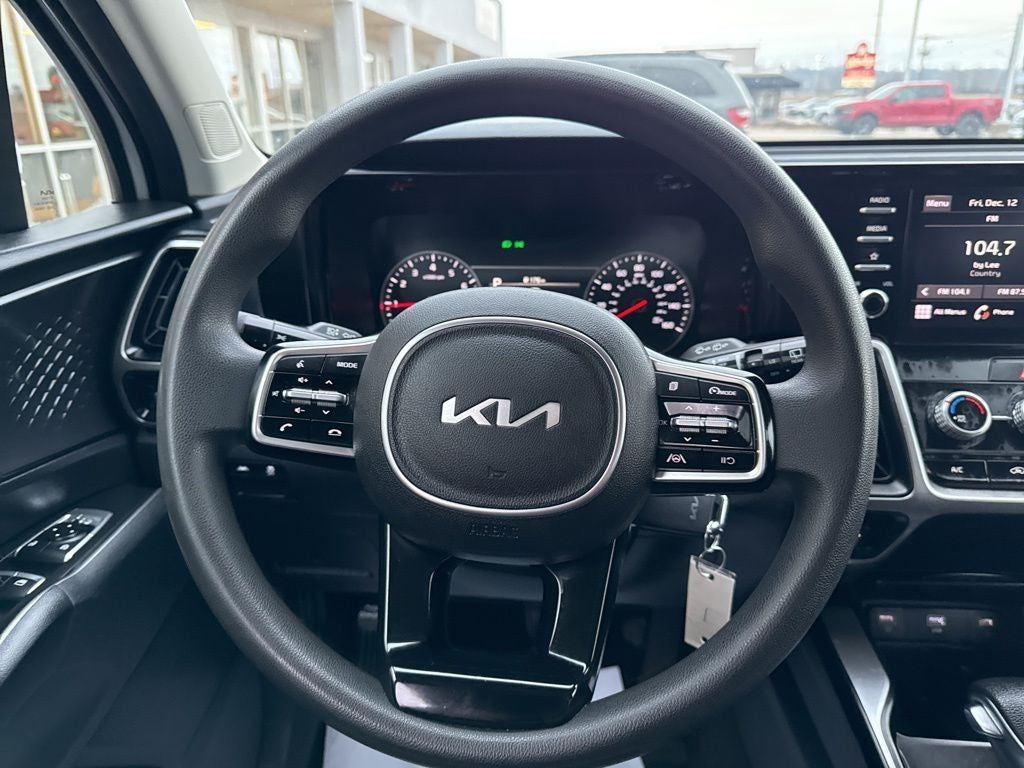 2023 Kia Sorento LX
