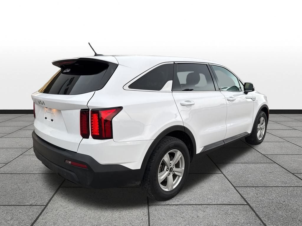 2023 Kia Sorento LX