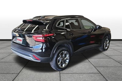 2025 Chevrolet Trax FWD LT