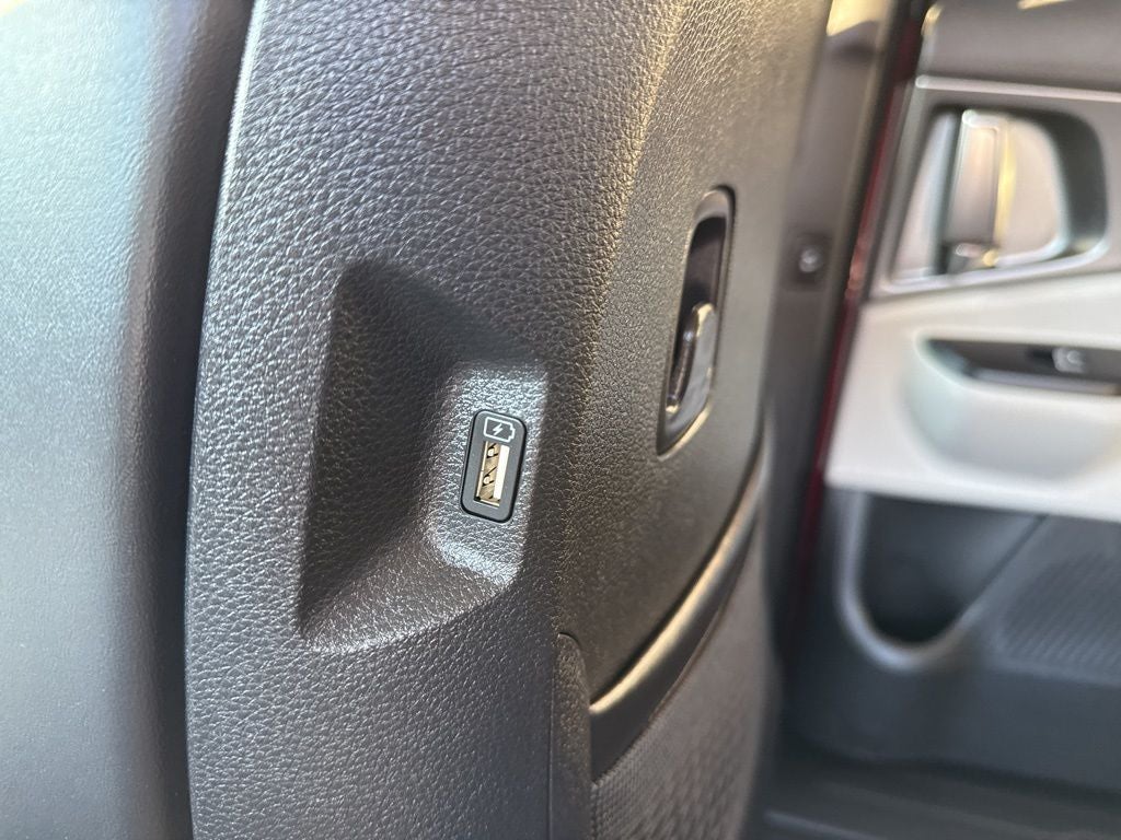 2024 Kia Carnival MPV LX Seat Package