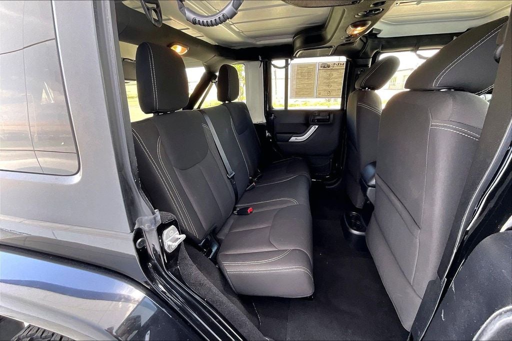 2016 Jeep Wrangler Unlimited Sahara