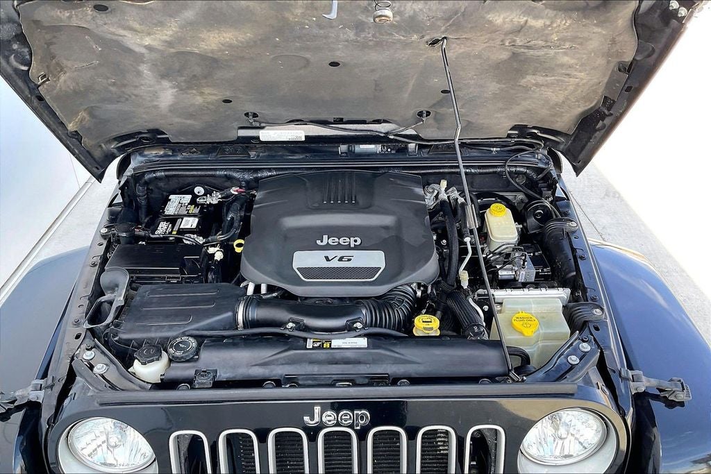 2016 Jeep Wrangler Unlimited Sahara