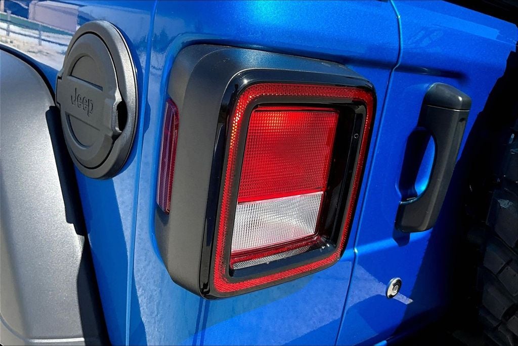 2021 Jeep Wrangler Willys Sport