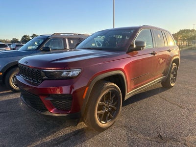 2025 Jeep Grand Cherokee Altitude